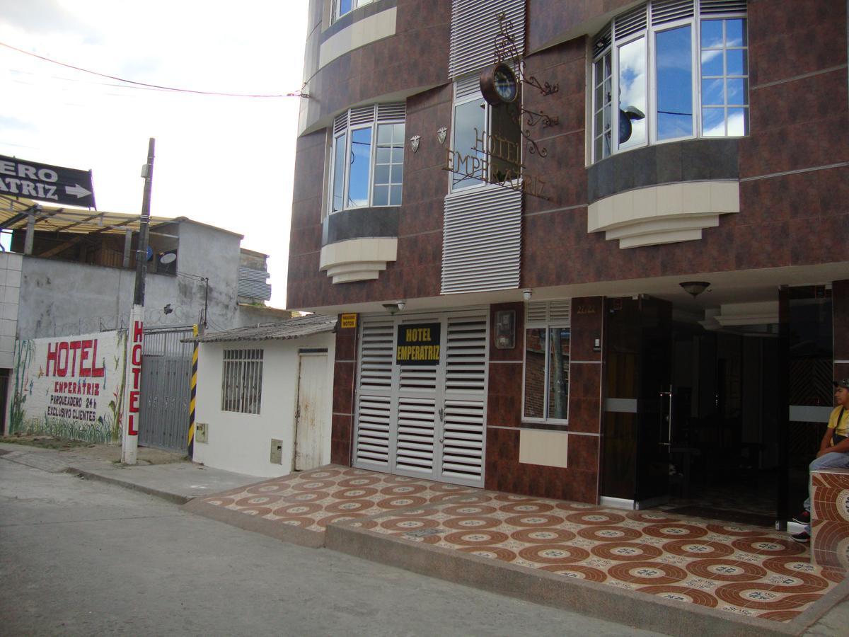 Hotel Emperatriz Armenia  Exterior photo