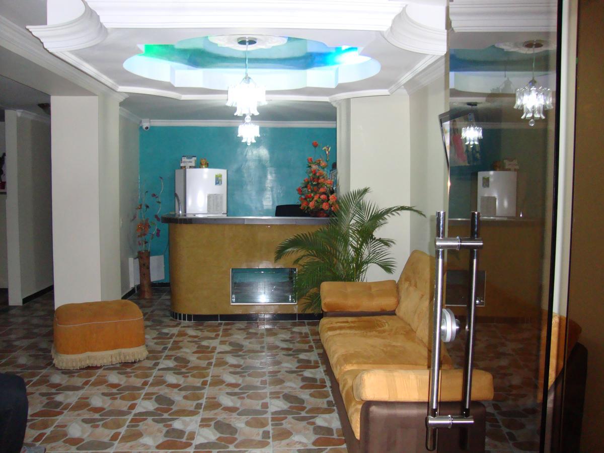 Hotel Emperatriz Armenia  Exterior photo